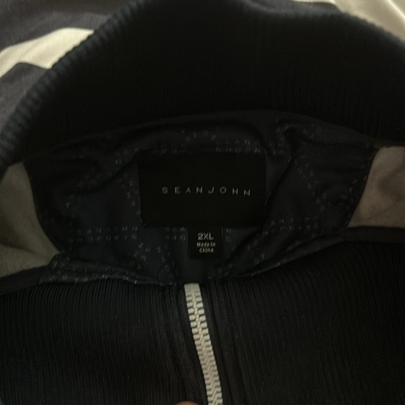 Sean John Track jacket size 2XL but not really see measurements - Picture 3 of 7